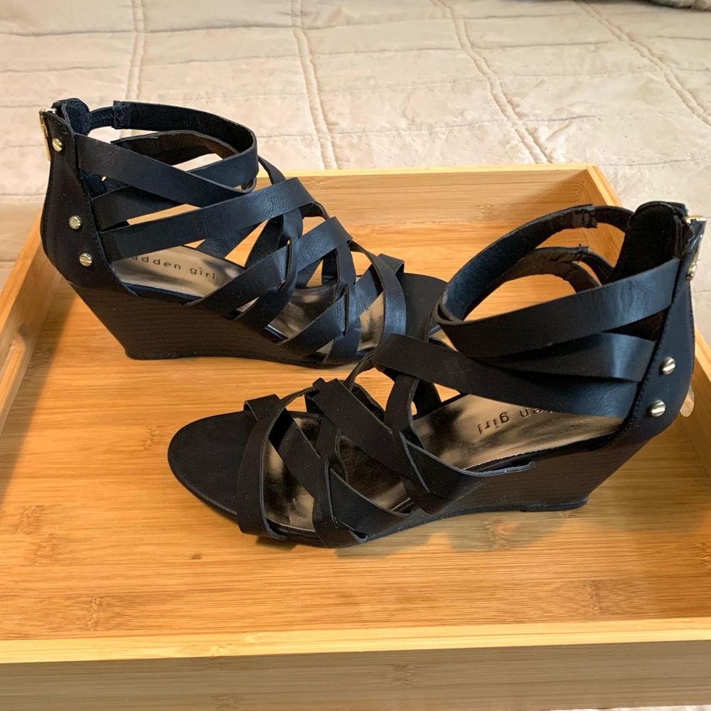 Madden Girl Black Wedge Strappy Sandals
